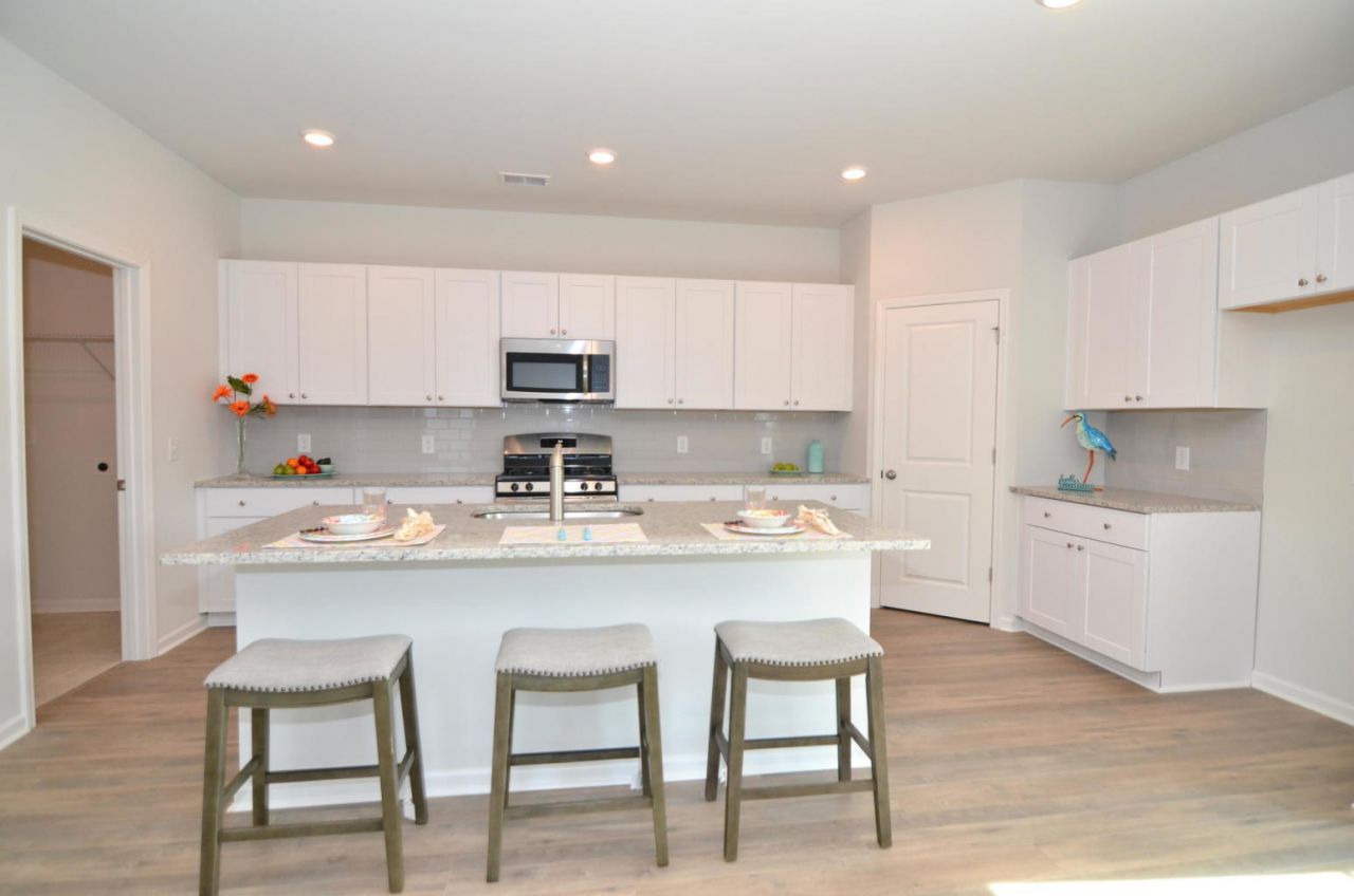 333 Matuskovic Drive Photo 4