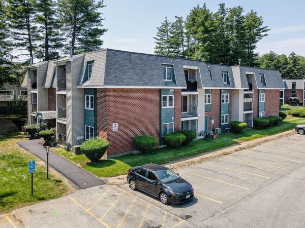 2 Roedean Drive, Unit 306, Nashua, NH 03063
