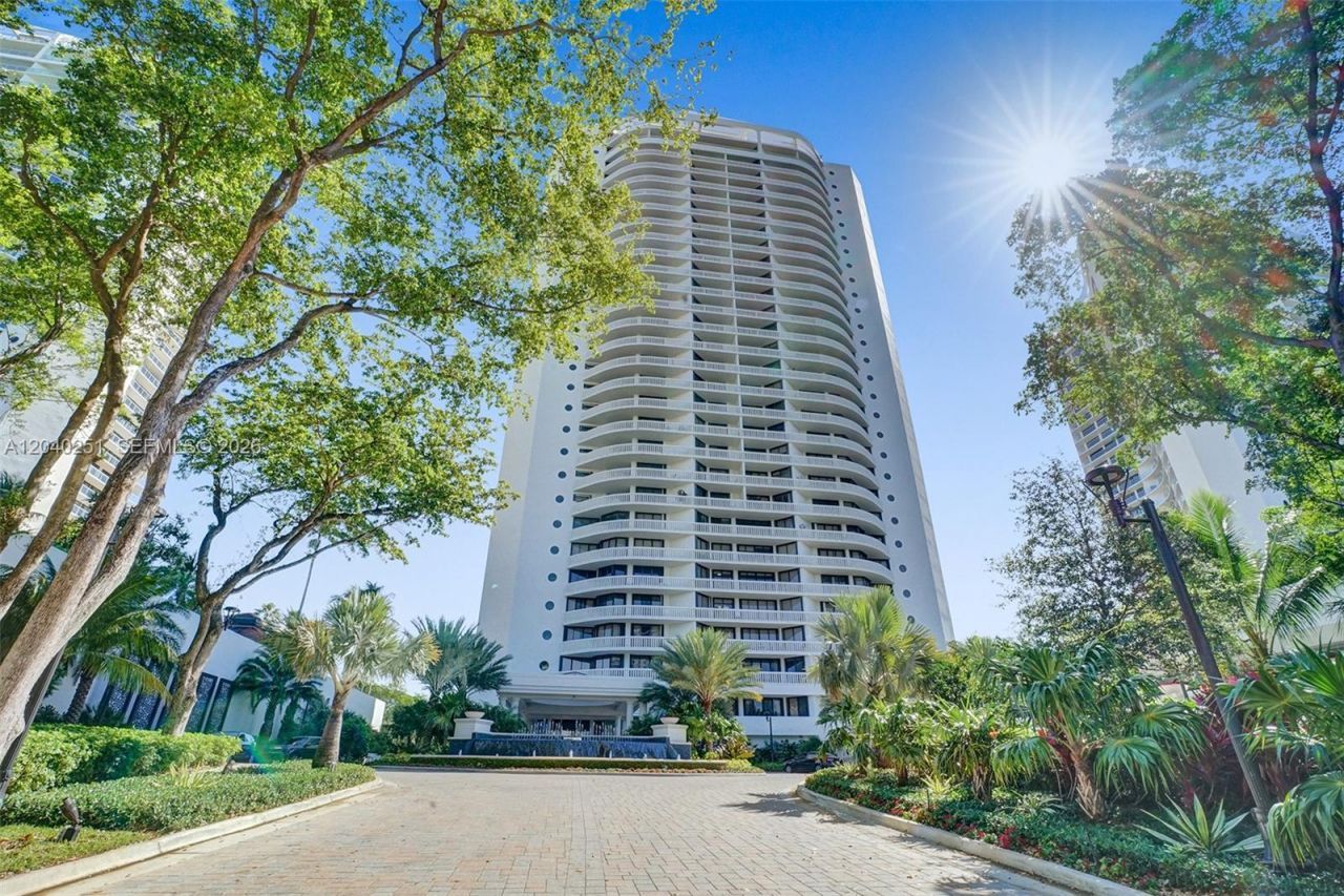 3000 Island Blvd, Unit 1902, Aventura, FL 33160 Main Photo