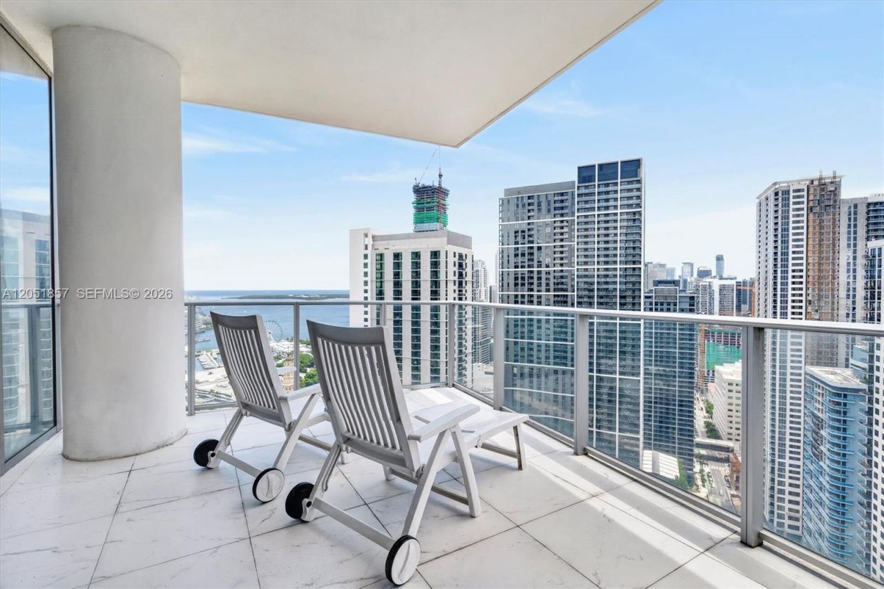 851 NE 1st Ave, Unit 3611, Miami, FL 33132 Photo