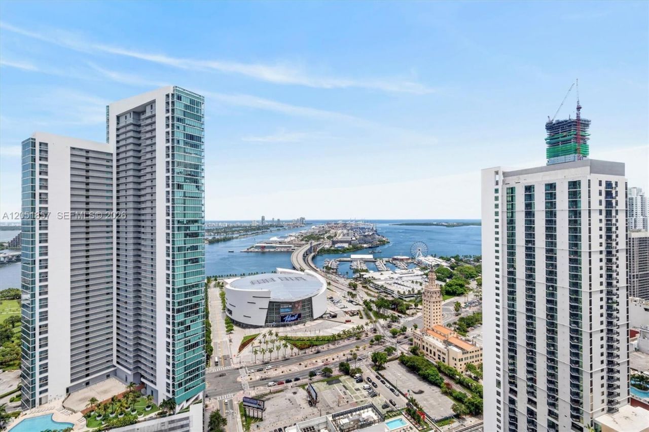 851 NE 1st Ave, Unit 3611, Miami, FL 33132 Photo