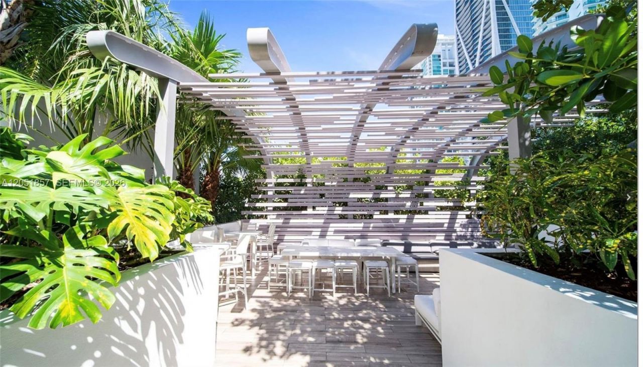 851 NE 1st Ave, Unit 3611, Miami, FL 33132 Photo