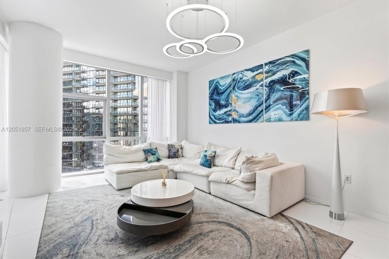 851 NE 1st Ave, Unit 3611, Miami, FL 33132 Photo