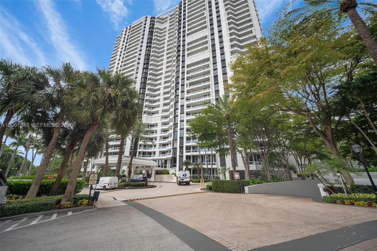 21205 Yacht Club Dr, Unit 703, Aventura, FL 33180 Photo