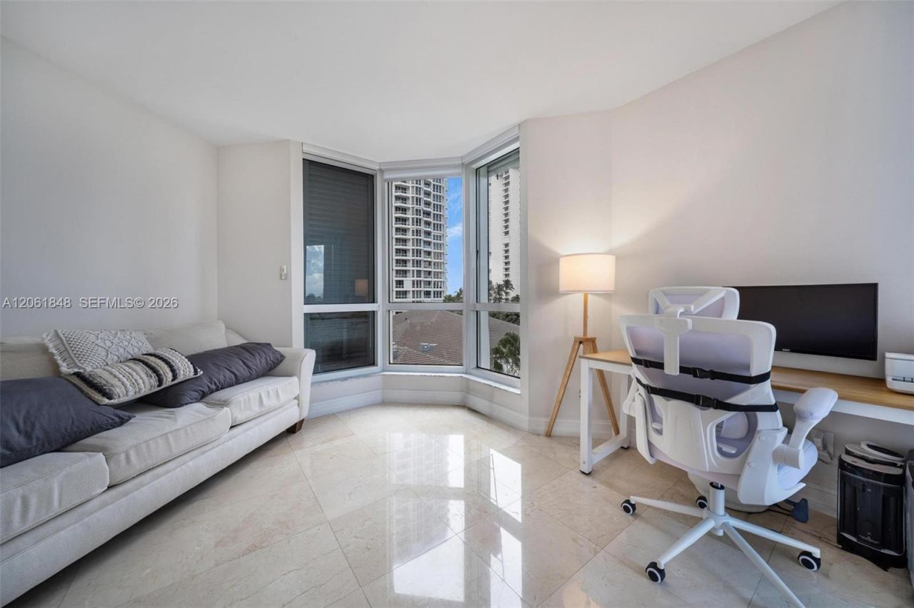 21205 Yacht Club Dr, Unit 703, Aventura, FL 33180 Photo