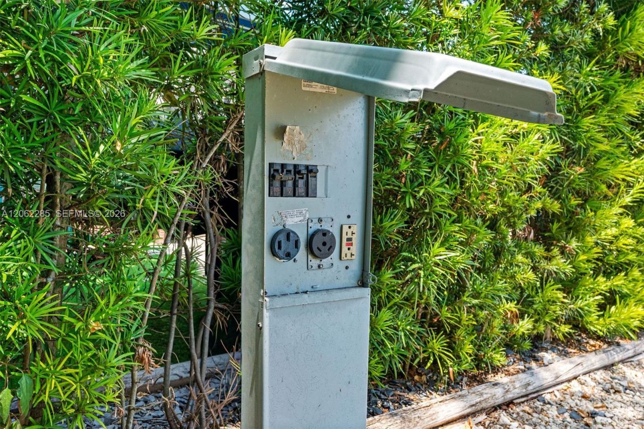325 Calusa St Lot 116, Key Largo, FL 33037 Photo