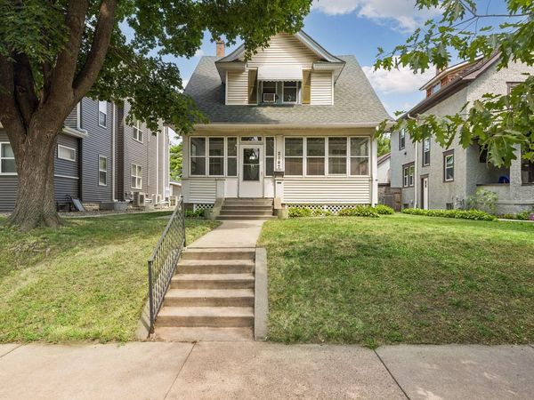 2147 Dayton Avenue, Saint Paul, MN 55104
