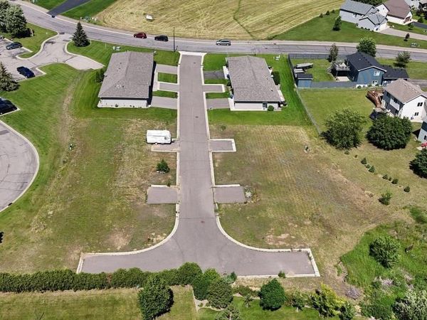 415 4th Avenue SE, Saint Joseph, MN 56374