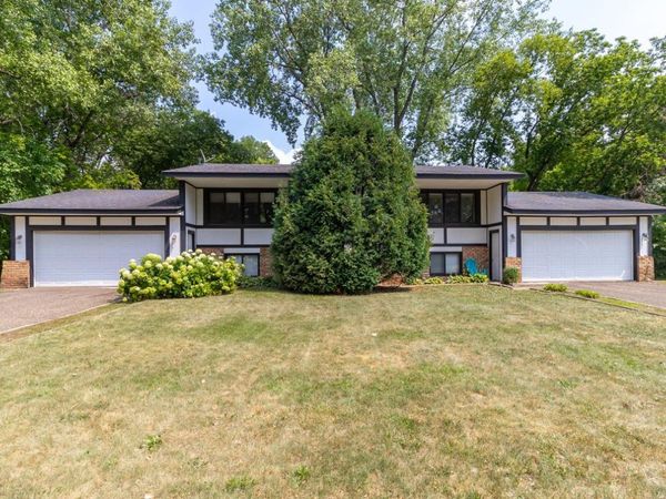 7382 Borman Avenue , Inver Grove Heights, MN 55076