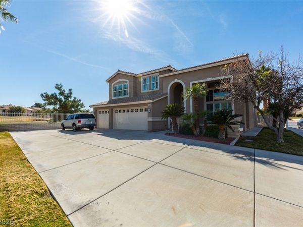 152 ULTRA Drive , Henderson, NV 89074