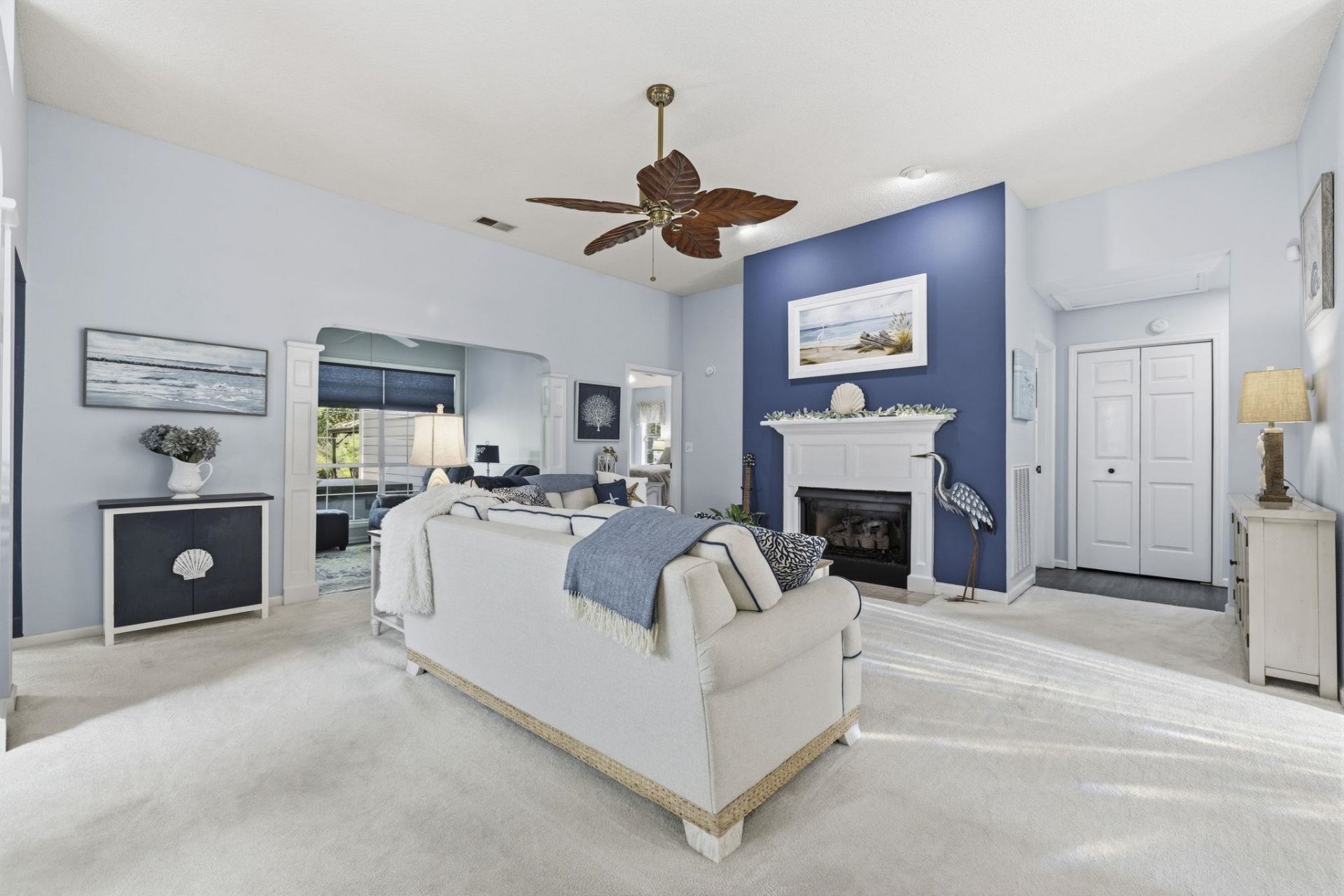 2488 Glen Dr. Photo 13