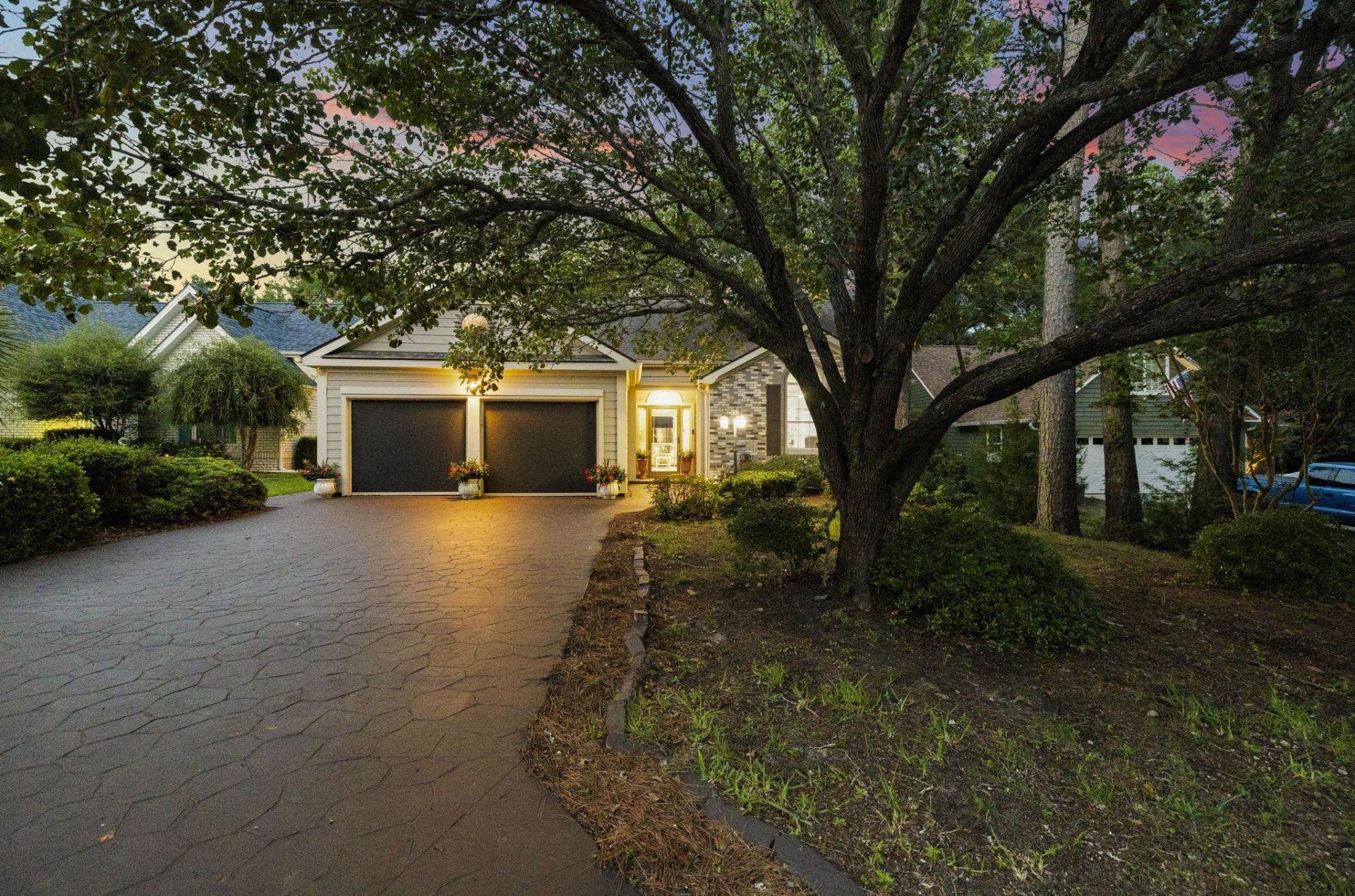 2488 Glen Dr. Photo 75