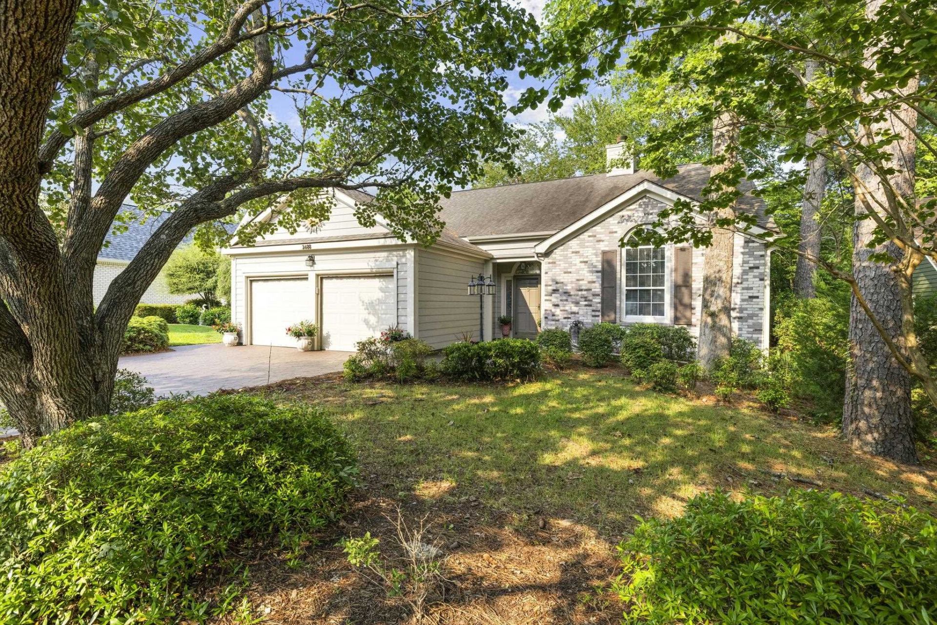 2488 Glen Dr. Photo 96