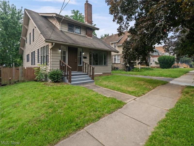 1376 Goodyear Boulevard, Akron, OH 44305 Photo 2