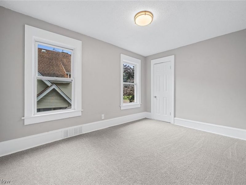 1376 Goodyear Boulevard, Akron, OH 44305 Photo 25