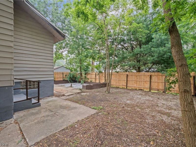 1376 Goodyear Boulevard, Akron, OH 44305 Photo 40