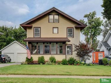 614 N 47 Street, Omaha, NE 68132