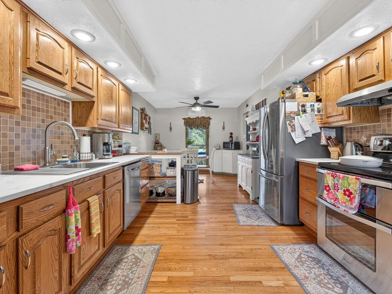 845 Reservoir Road , Bellefontaine, OH 43311 Photo 12