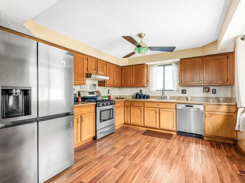 6494 Berry Pond Way , Canal Winchester, OH 43110 Photo 18