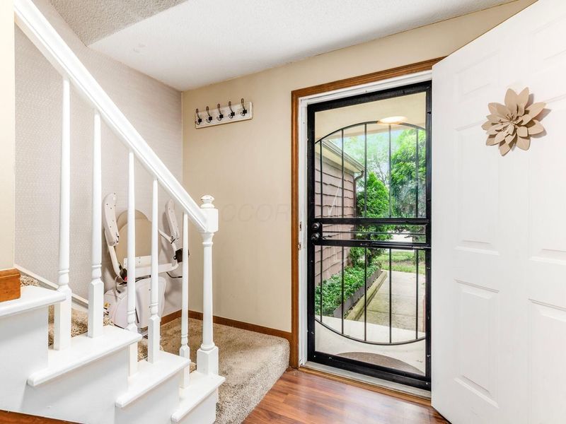 6494 Berry Pond Way , Canal Winchester, OH 43110 Photo 5
