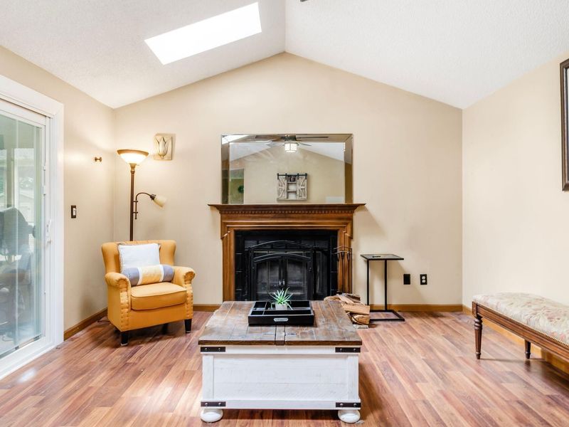 6494 Berry Pond Way , Canal Winchester, OH 43110 Photo 9
