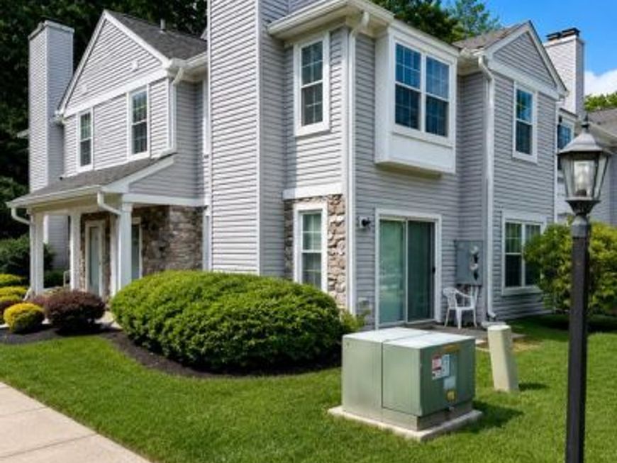 612 Mews Drive, Sellersville, PA 18960 Main Photo