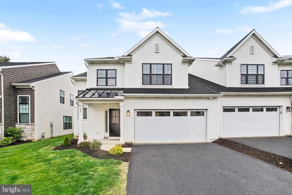 105 VILLAGE DRIVE , MILLERSVILLE, PA 17551