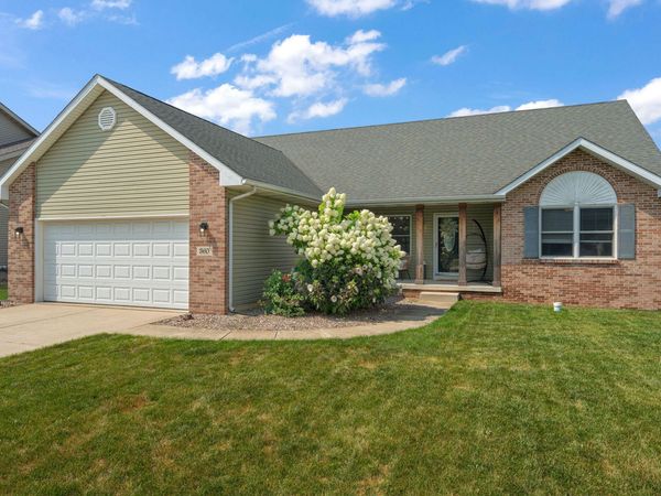 360 E 123rd Place , Crown Point, IN 46307