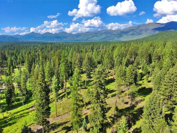 890 Montana Drive , Seeley Lake, MT 59868