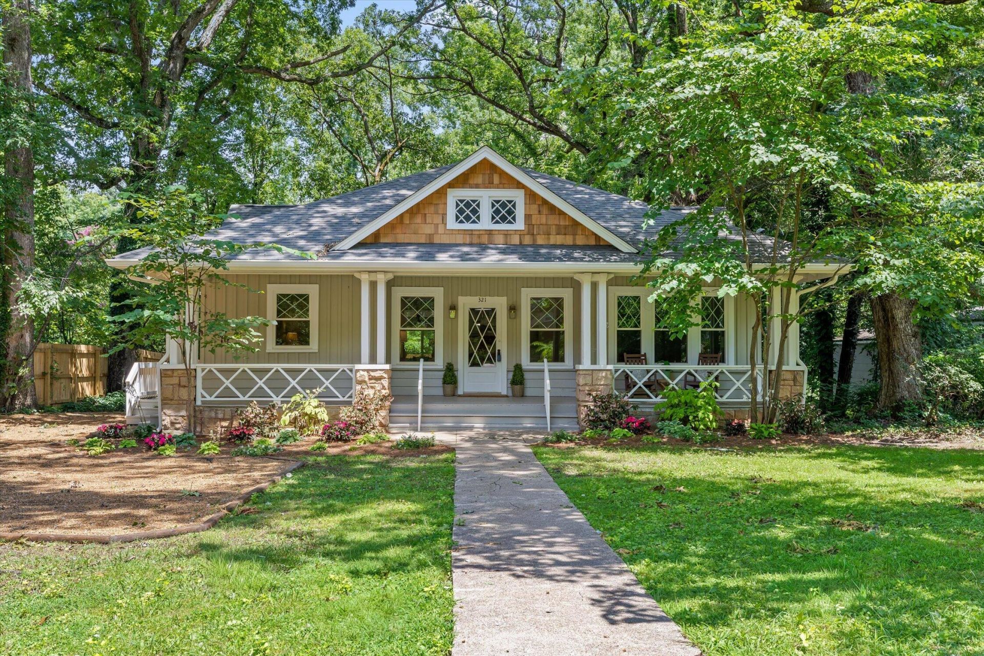 321 Signal Mountain Boulevard, Signal Mountain, TN 37377 Main Photo