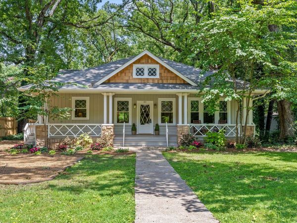 321 Signal Mountain Boulevard, Signal Mountain, TN 37377