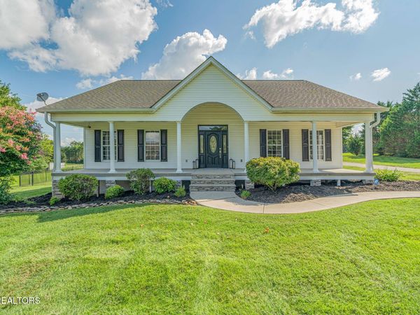 6623 Brackett Rd, Knoxville, TN 37938
