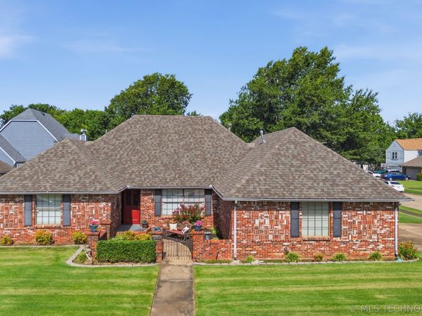 1832 N 15th Street , Broken Arrow, OK 74012