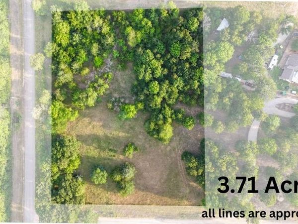 000 Deer Run Road N, Hugo, OK 74743