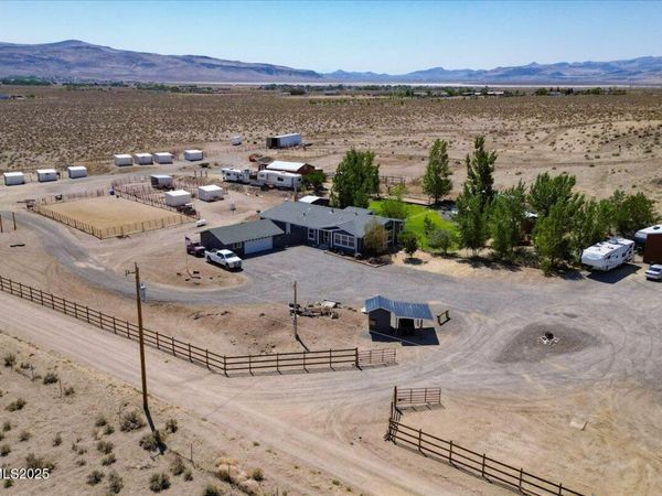10815 Iroquois Trail, Stagecoach, NV 89429