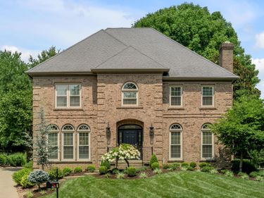 2625 Water Knoll Court, Lexington, KY 40513