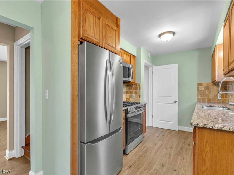 4082 Palm Avenue, Lorain, OH 44055 Photo 12