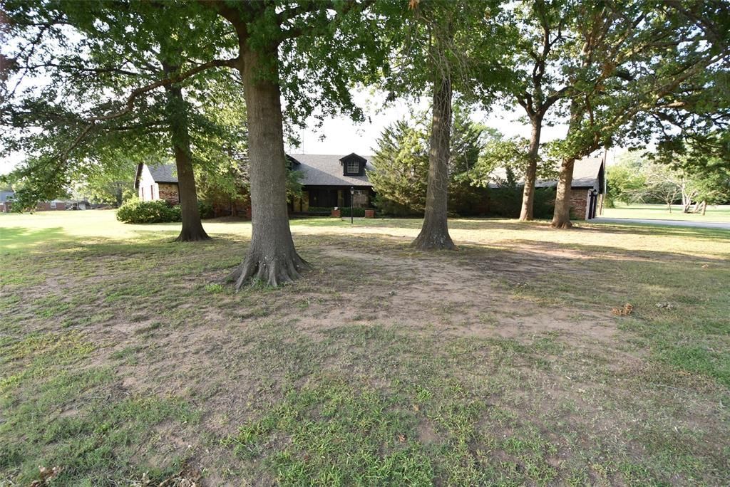 726 Robin Road, Seminole, OK 74868 Main Photo