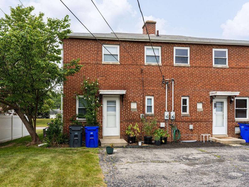 1887-1891 Kentwell Road, Upper Arlington, OH 43221 Photo 4