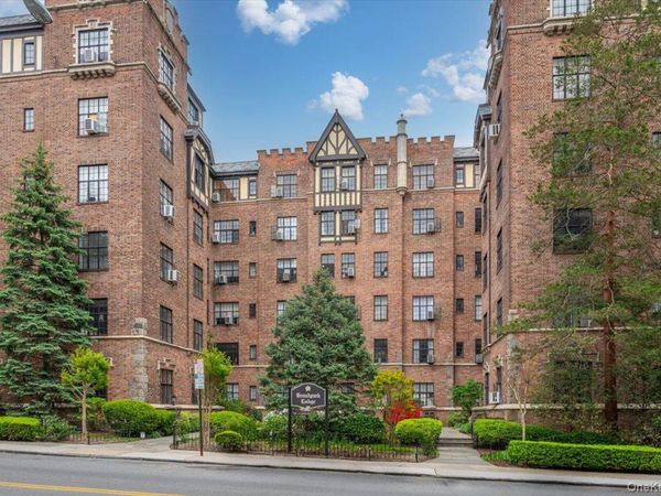 2 Westchester Ave, Unit 3N, White Plains, NY 10601