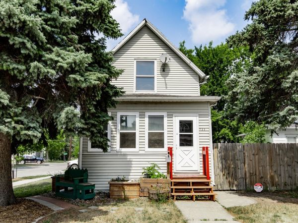 723 6th Avenue N, Fargo, ND 58102