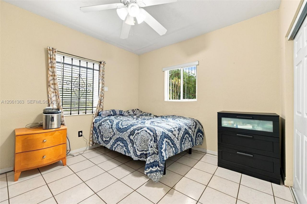 2439 Mayo St, Hollywood, FL 33020 Photo