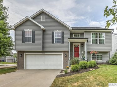 14451 Knudsen Street, Bennington, NE 68007