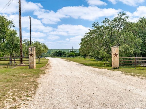 TBD N Chisolm Trail, Utopia, TX 78884