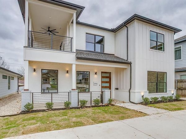 2705 Gordon Avenue, Fort Worth, TX 76110
