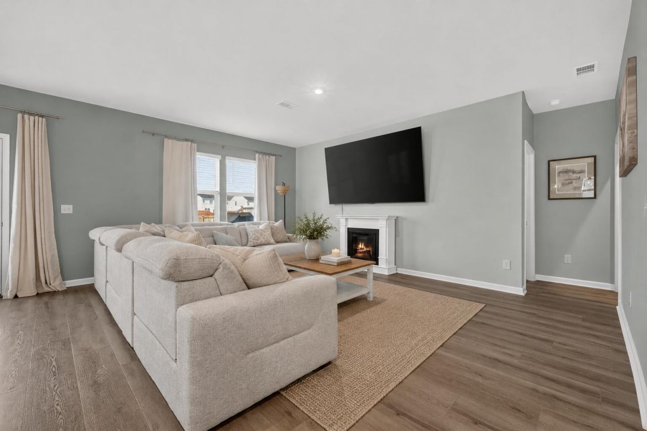711 Willow Bark Court Photo 8