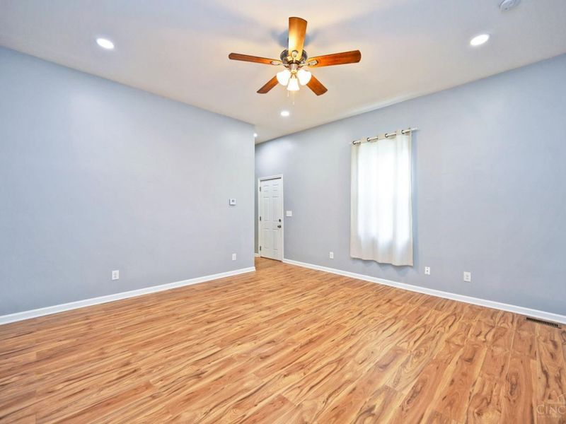 3810 Llewellyn Avenue, Cincinnati, OH 45223 Photo 16