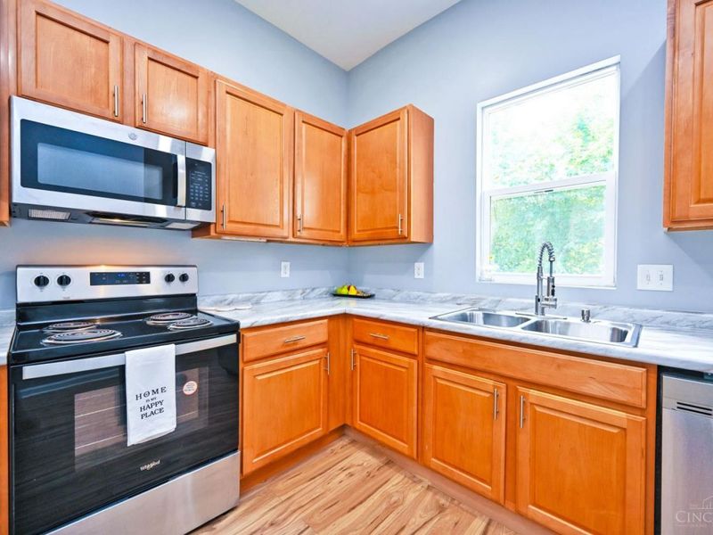 3810 Llewellyn Avenue, Cincinnati, OH 45223 Photo 8