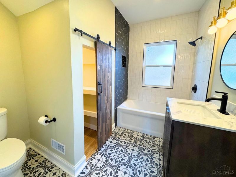 1811 Emerson Avenue, Cincinnati, OH 45239 Photo 18