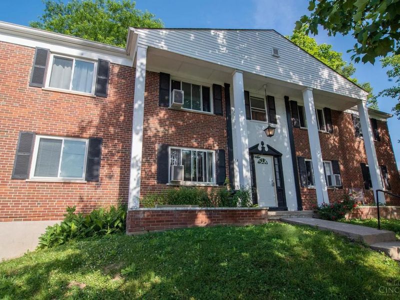 1735 Sutton Avenue, Cincinnati, OH 45230 Photo 1